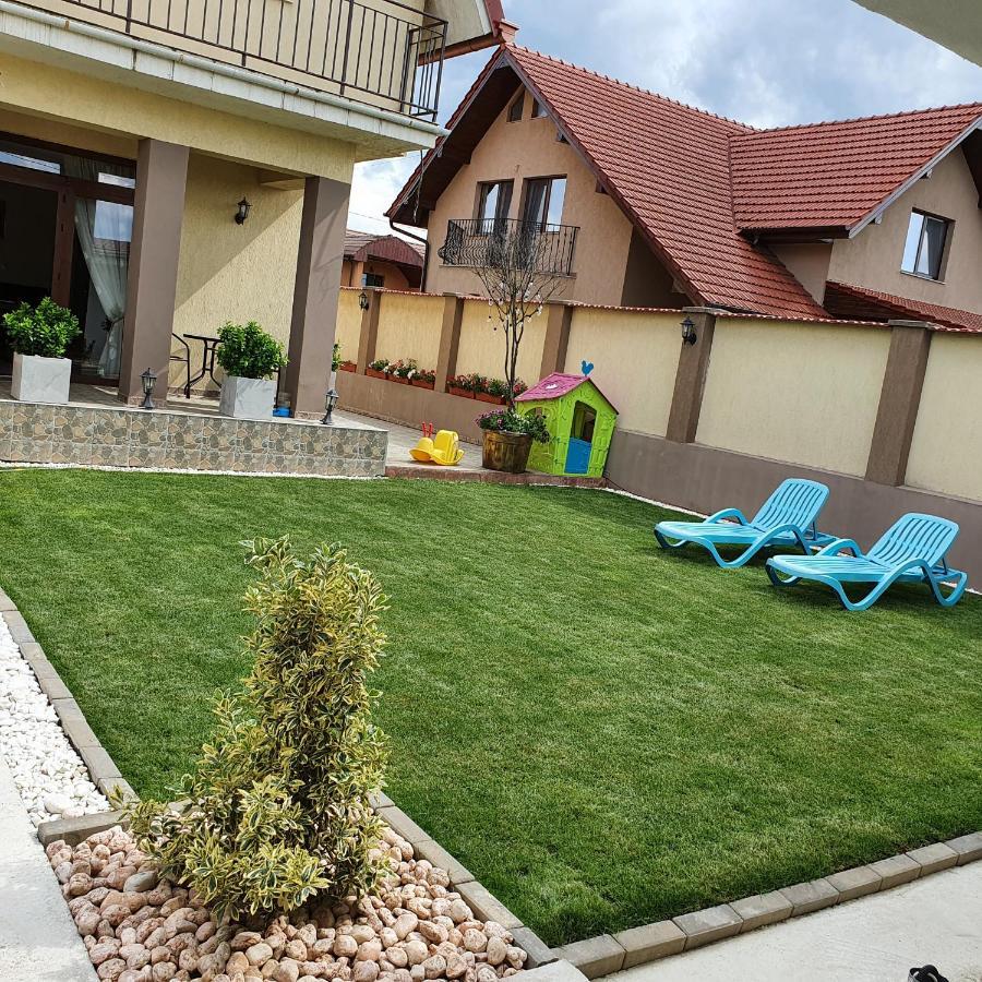 Vila De La Lugas Oradea Ngoại thất bức ảnh