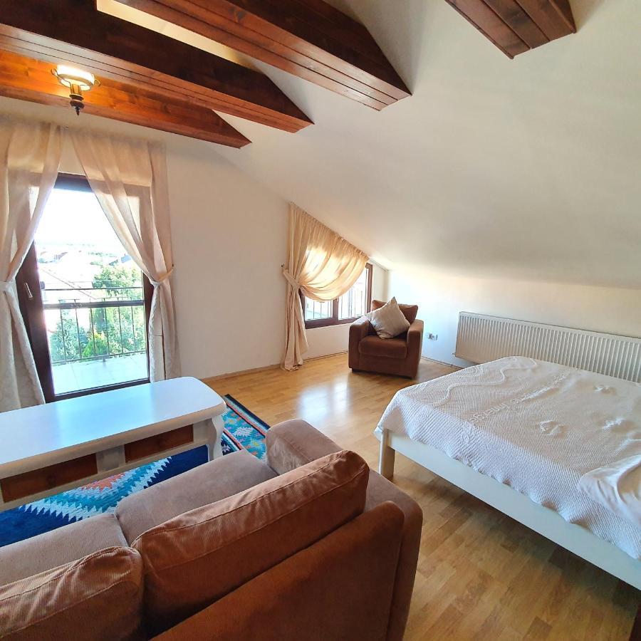 Vila De La Lugas Oradea Ngoại thất bức ảnh