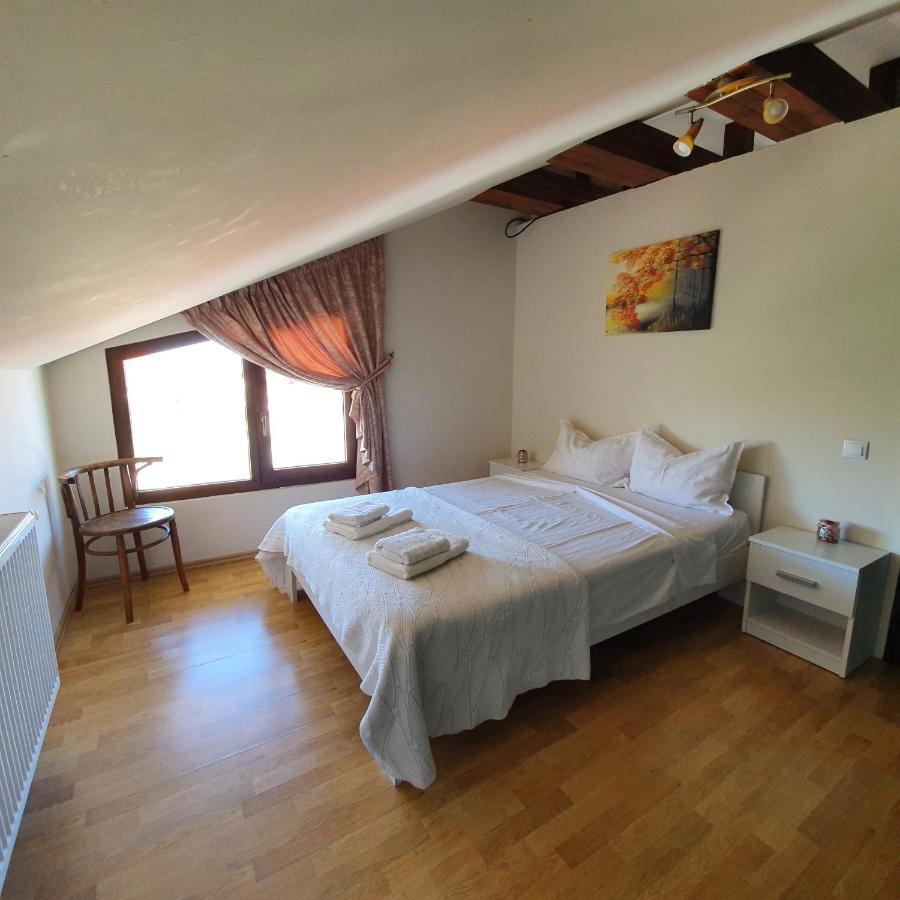 Vila De La Lugas Oradea Ngoại thất bức ảnh