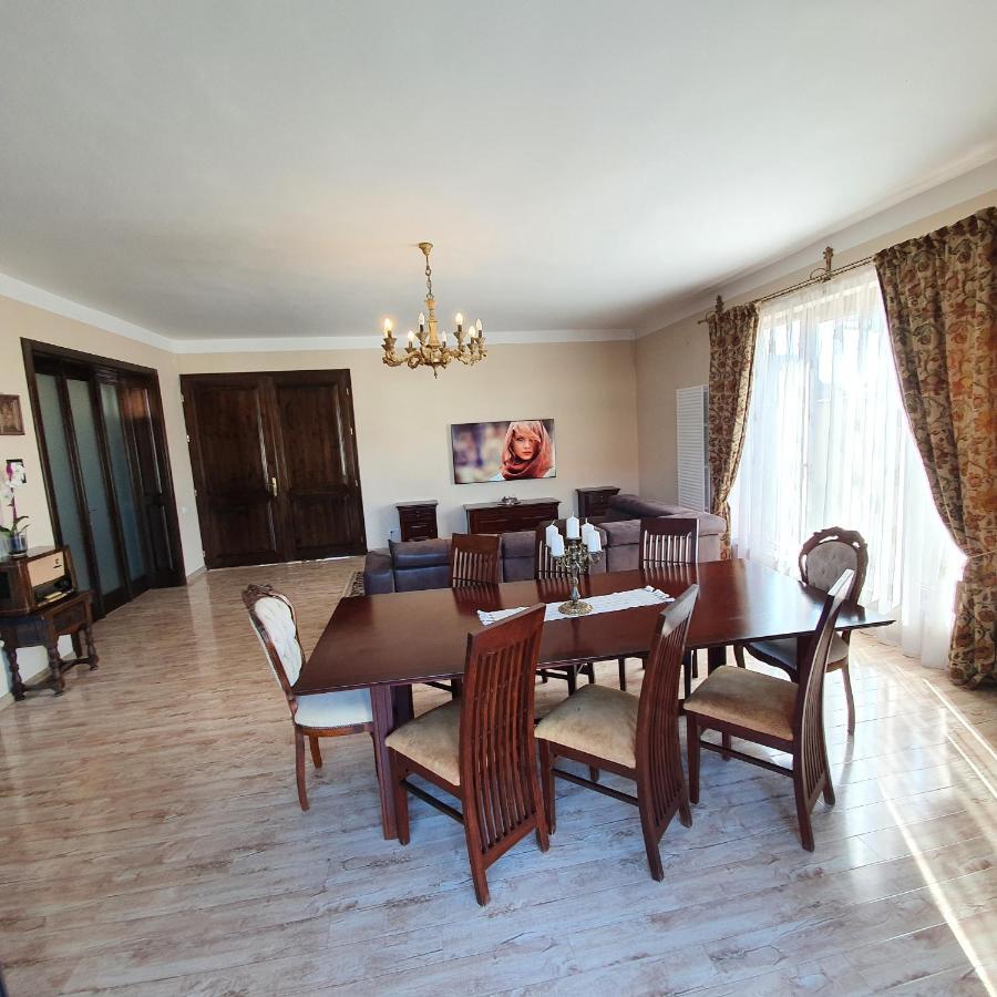 Vila De La Lugas Oradea Ngoại thất bức ảnh