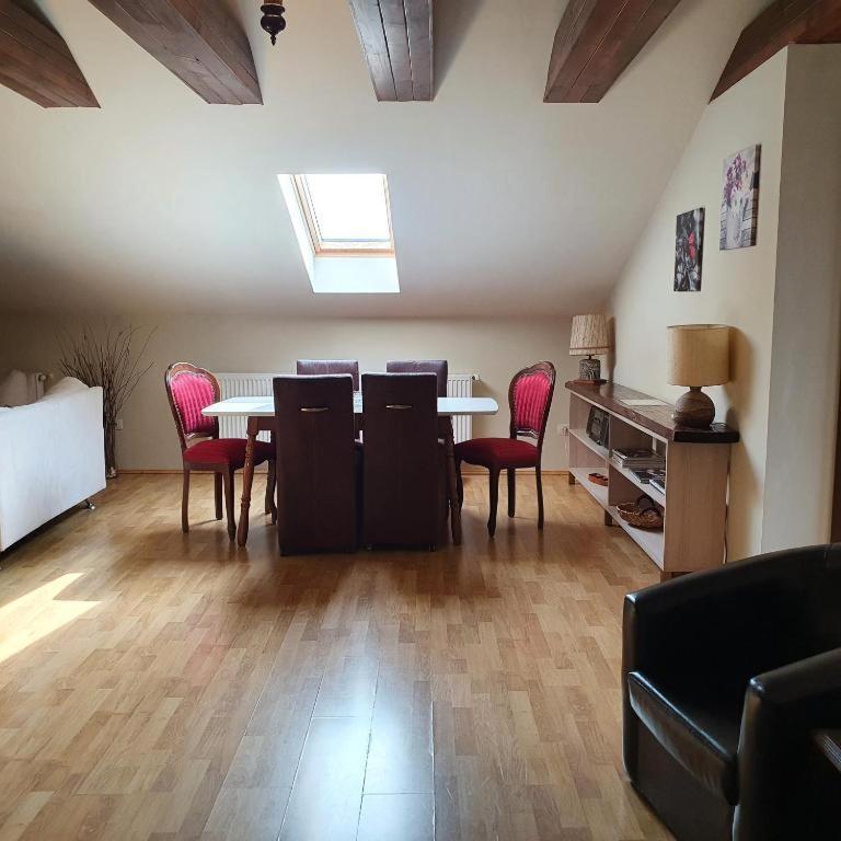 Vila De La Lugas Oradea Ngoại thất bức ảnh