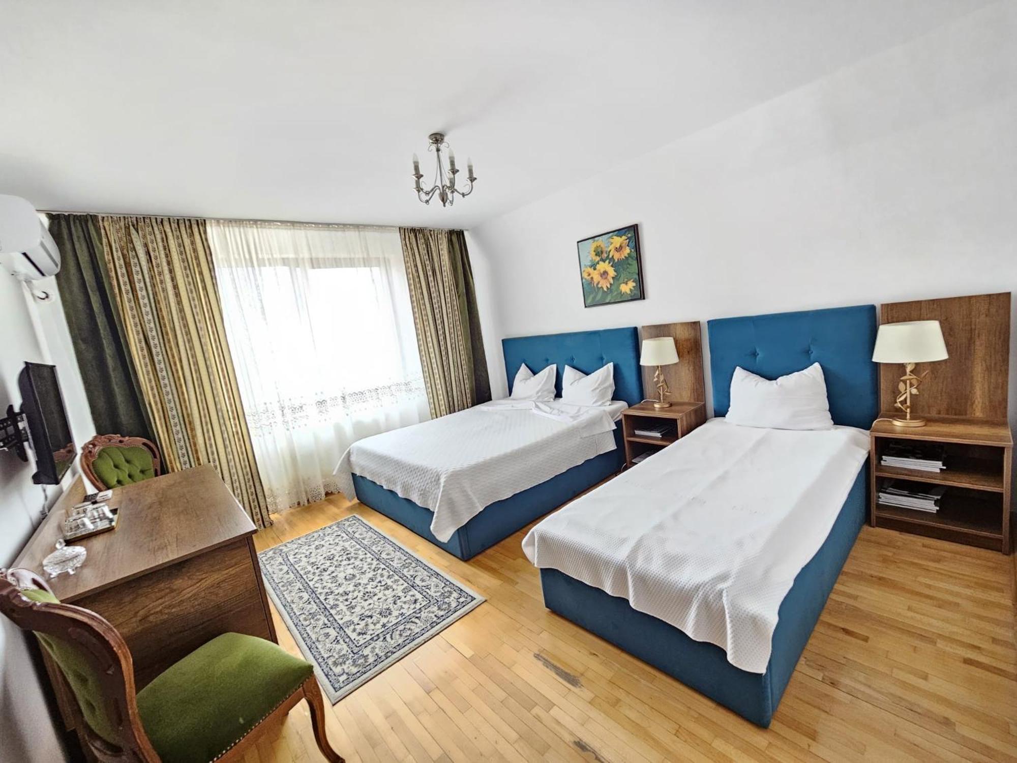 Vila De La Lugas Oradea Ngoại thất bức ảnh