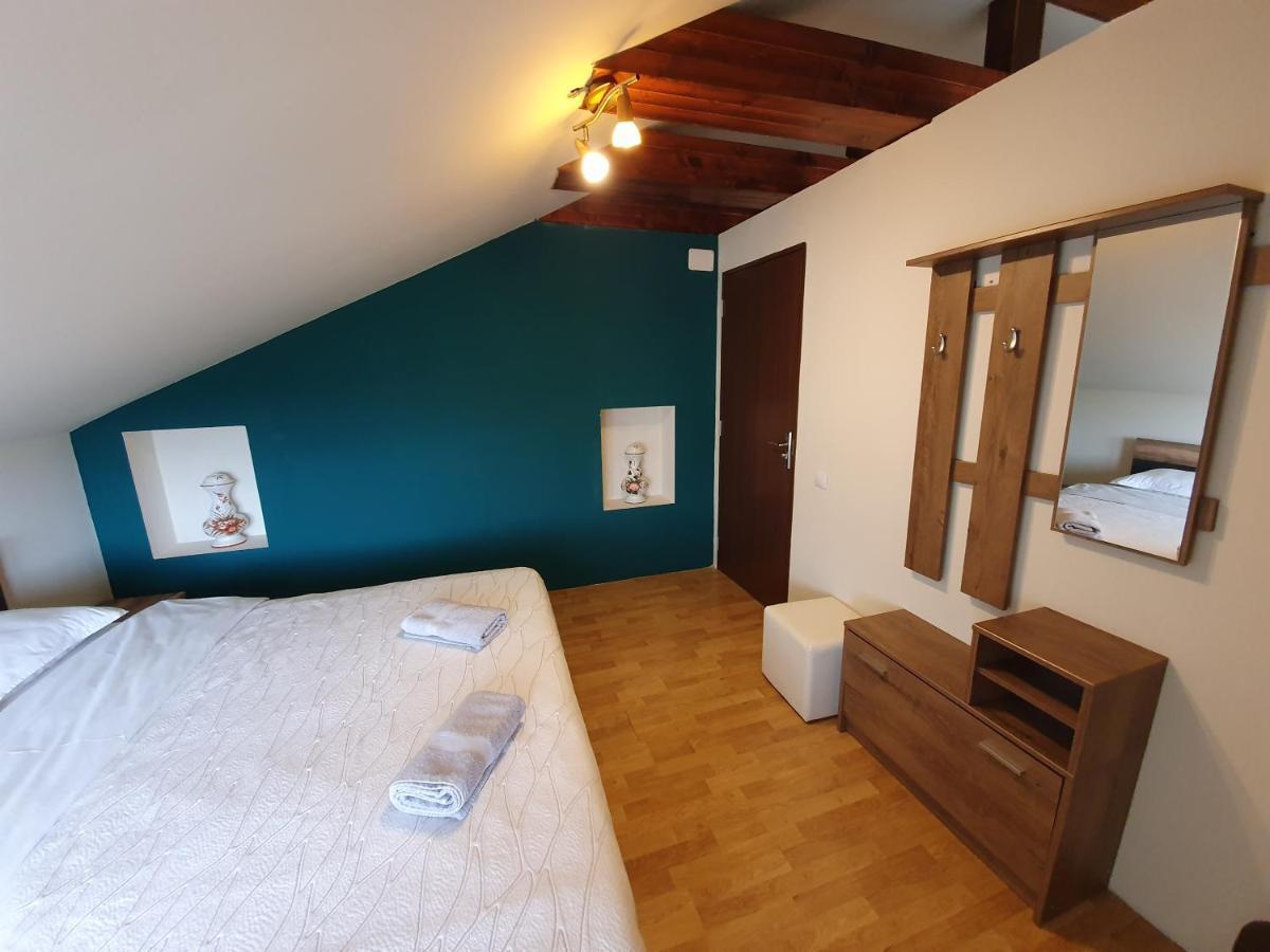 Vila De La Lugas Oradea Ngoại thất bức ảnh