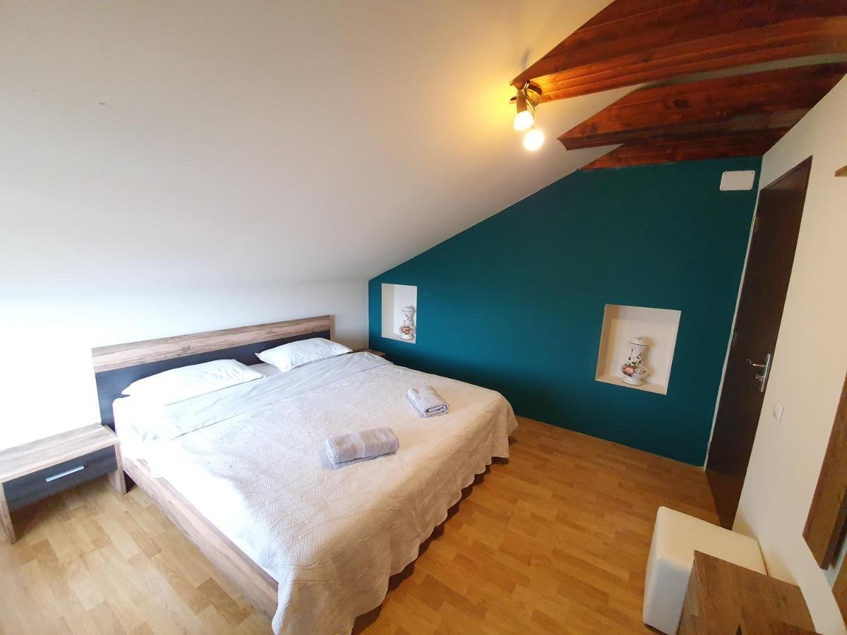 Vila De La Lugas Oradea Ngoại thất bức ảnh